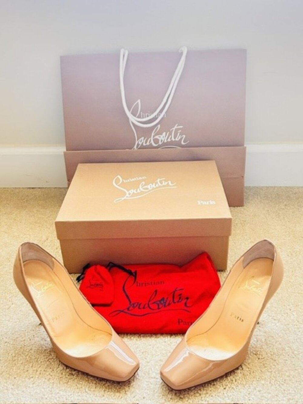 CHRISTIAN LOUBOUTIN Nude Patent Leather Pumps Red Sole Heels 36.5